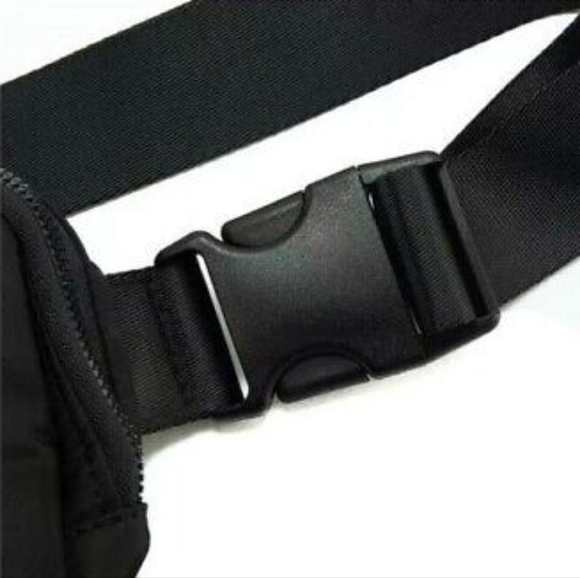 lululemon athletica Black Crossbody Bag - Picture 7 of 7